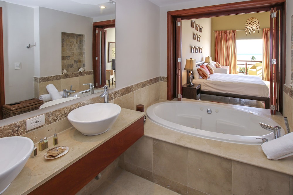 Punta Palmera Cap Cana by Essenza Retreats