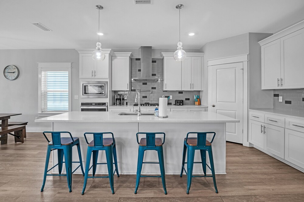 Pet Friendly Beach Retreat on 30a - Sleeps 14