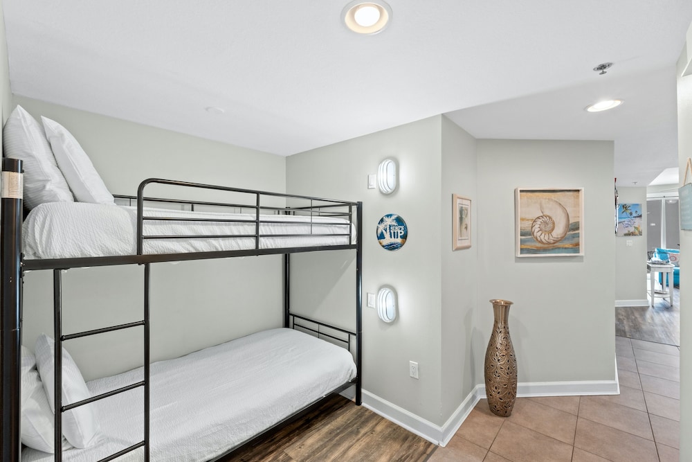 Grand Panama Beach Resort by Panhandle Getaways