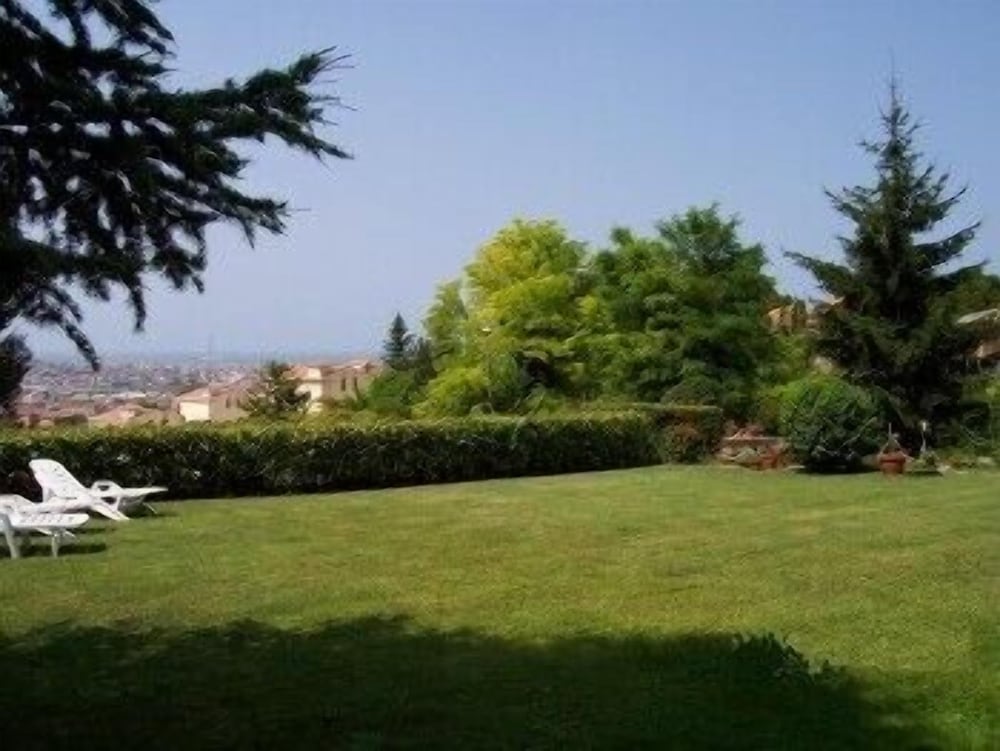 Photo 26