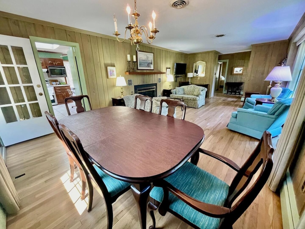 OAK Avenue 33