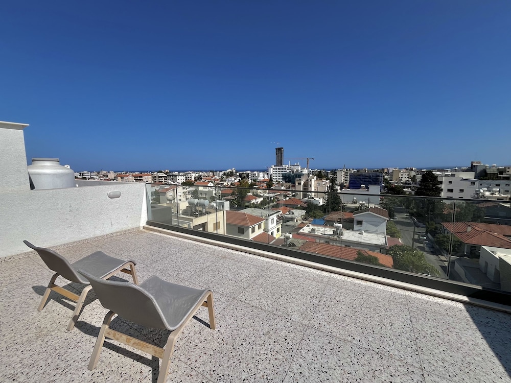 107 LIM - Stay Mouson View Apartment
