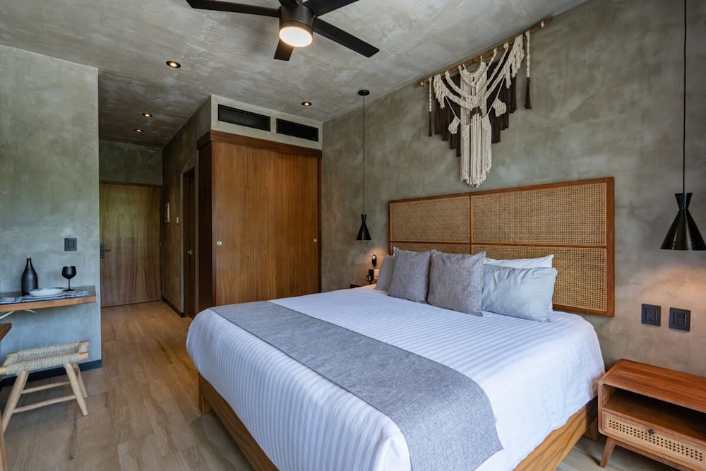 Bright Stylish Studio Best Location