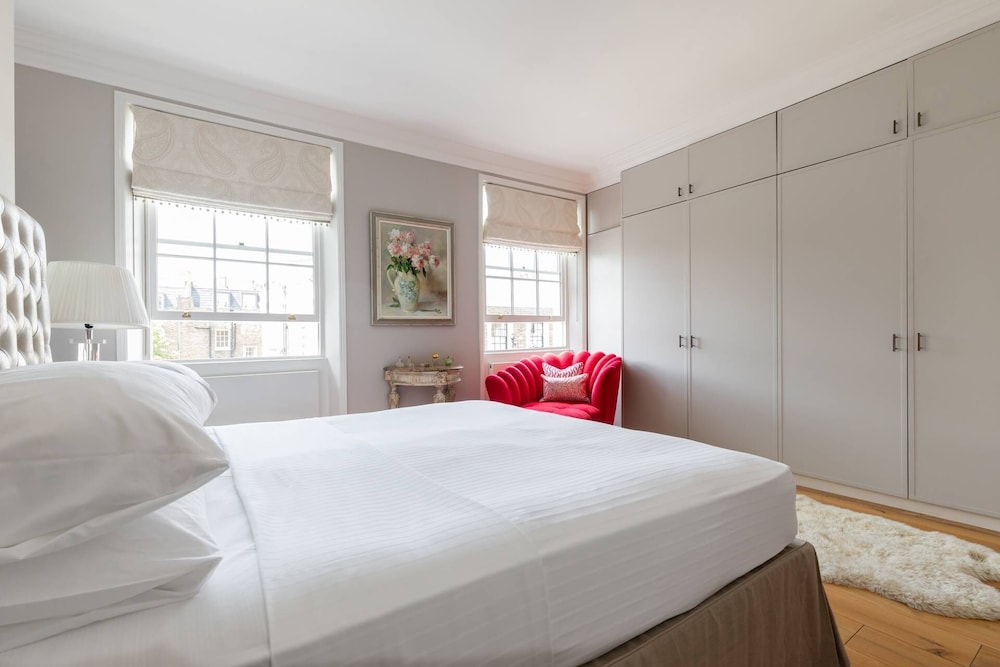 Clarendon Street by Onefinestay