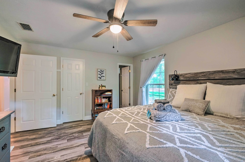 Serene Old Town Getaway Near Suwannee River! view 4