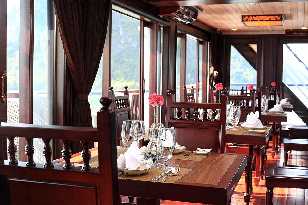 Halong Glory Cruise