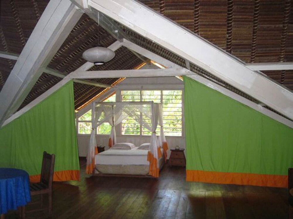 Stay at one of our Bungalows and Enjoy Your Relaxing Vacation view 4
