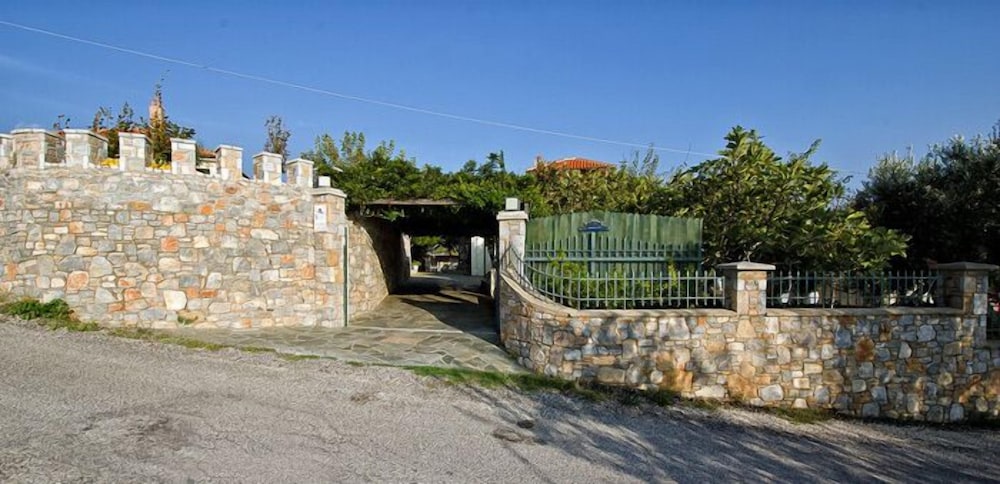 Vatellis Villas