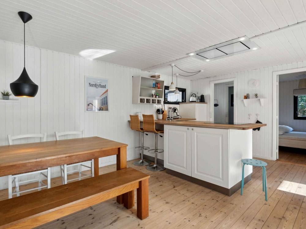 5 Star Holiday Home in Hals