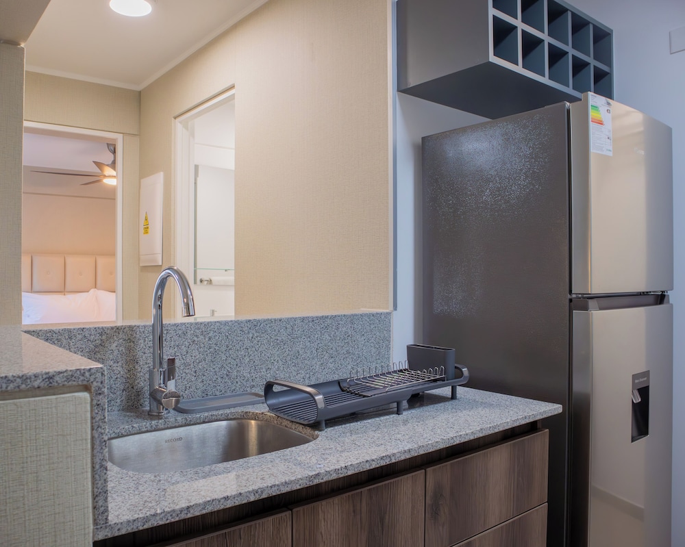 Arandanos by Wynwood House