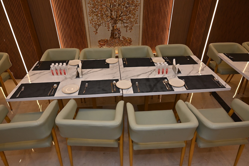EcoXpress Satva Varanasi - 5 km from Kashi Vishwanath Temple, Varanasi