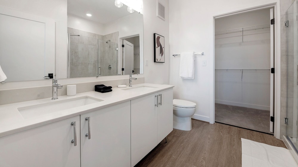 Landing Furnished Apartments - Alexandria