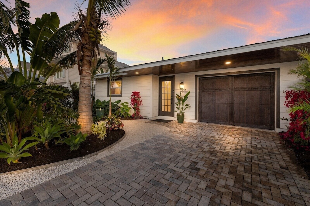 83rd St Villas East 2 Bedroom Villa
