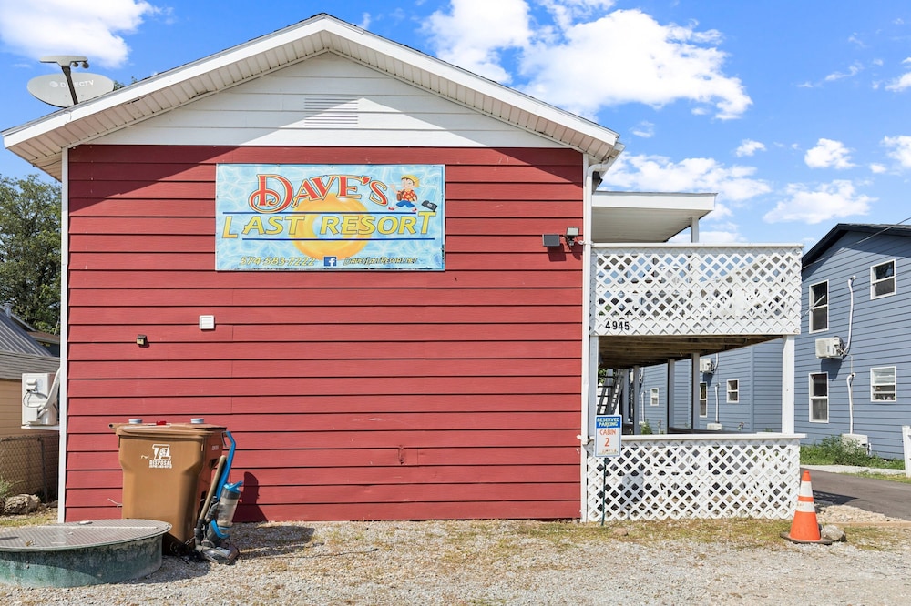 Dave's Last Resort Lakeside - Long Stay Discount - Cozy Cabin 6 1 Bedroom Hotel Room