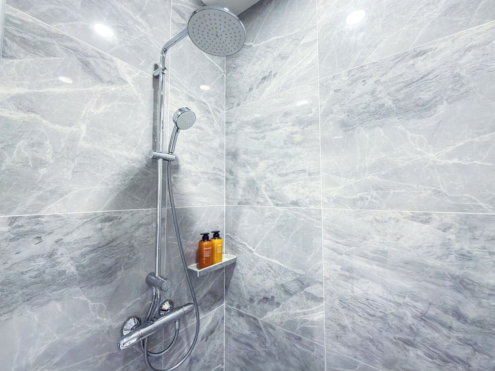 New Residence in Central Bangkok Siam Paragon · Central World