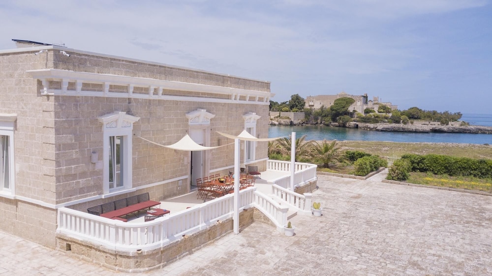 TD Villa De Bellis Historic Villa With Sea View view 5