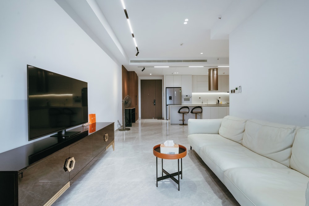 Midtown Premium Apartments