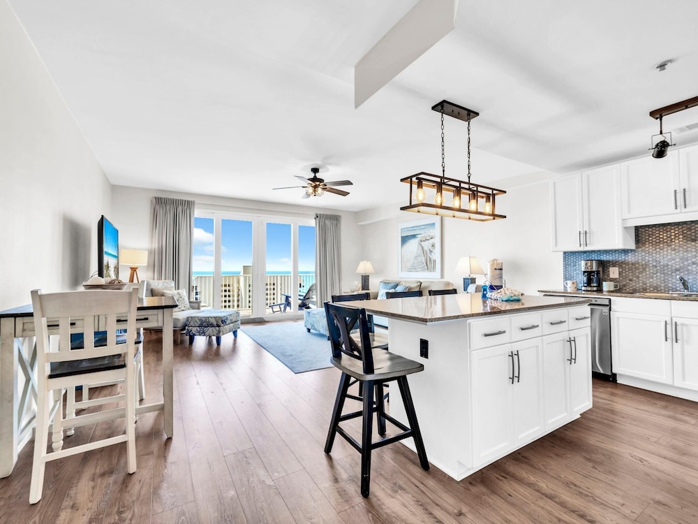 Laketown Wharf 1213
