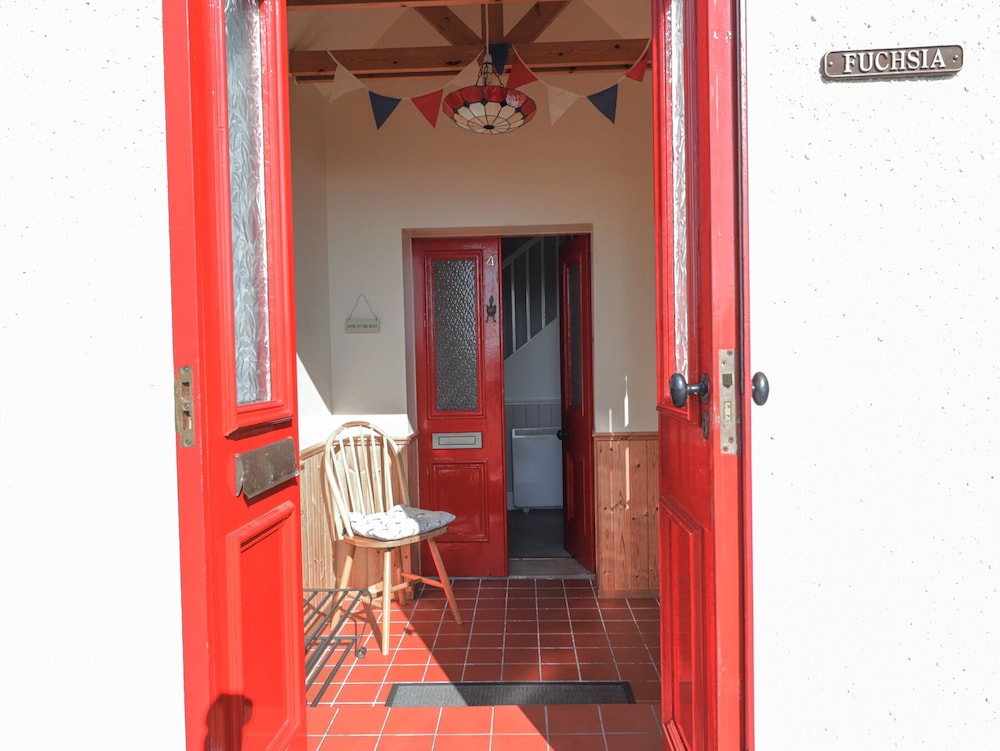Fuchsia Cottage