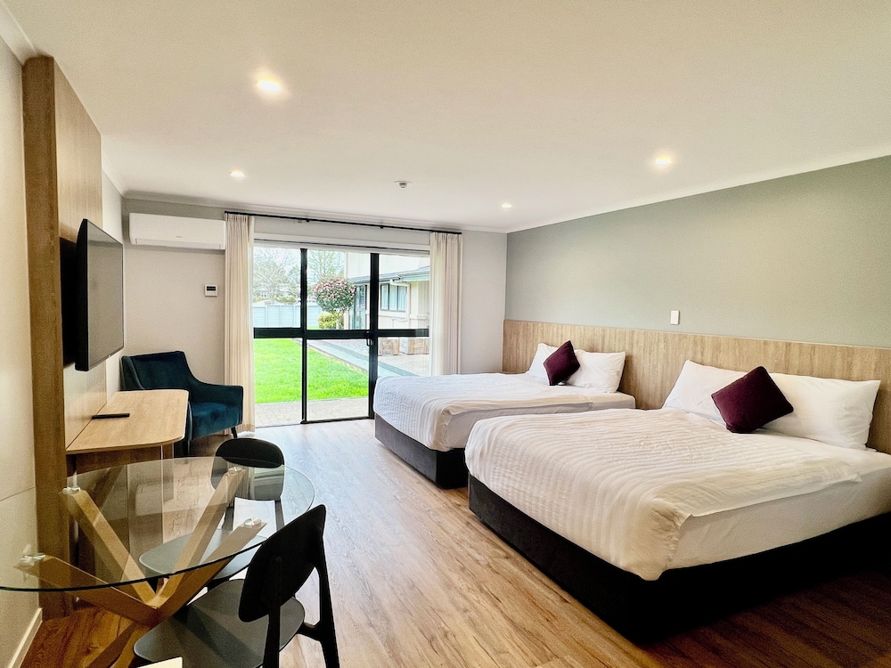Albany Oak Motel