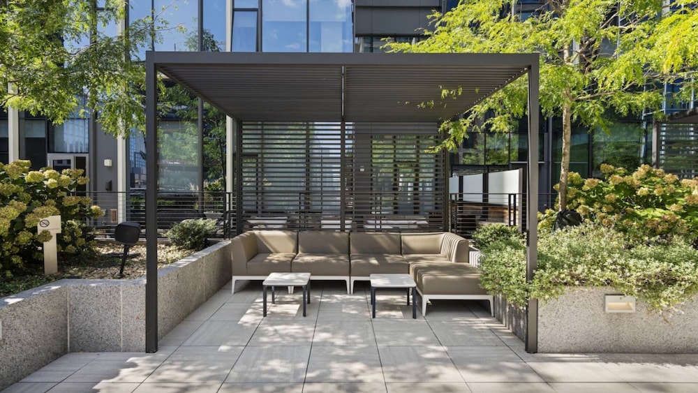 The Alyx at EchelonSeaport