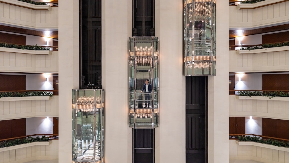 Crowne Plaza Bangkok Lumpini Park by IHG