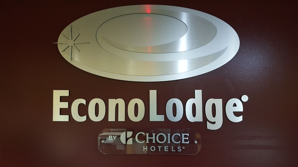 Tampa Vacations - Econo Lodge Busch Gardens - Property Image 42