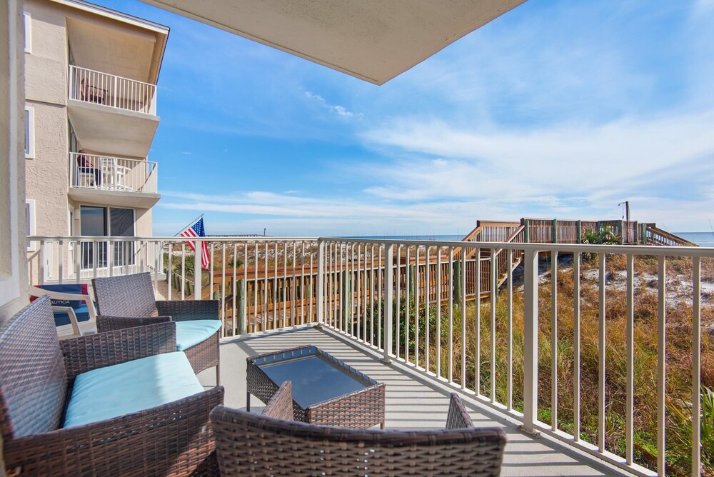 Starboard Village 411