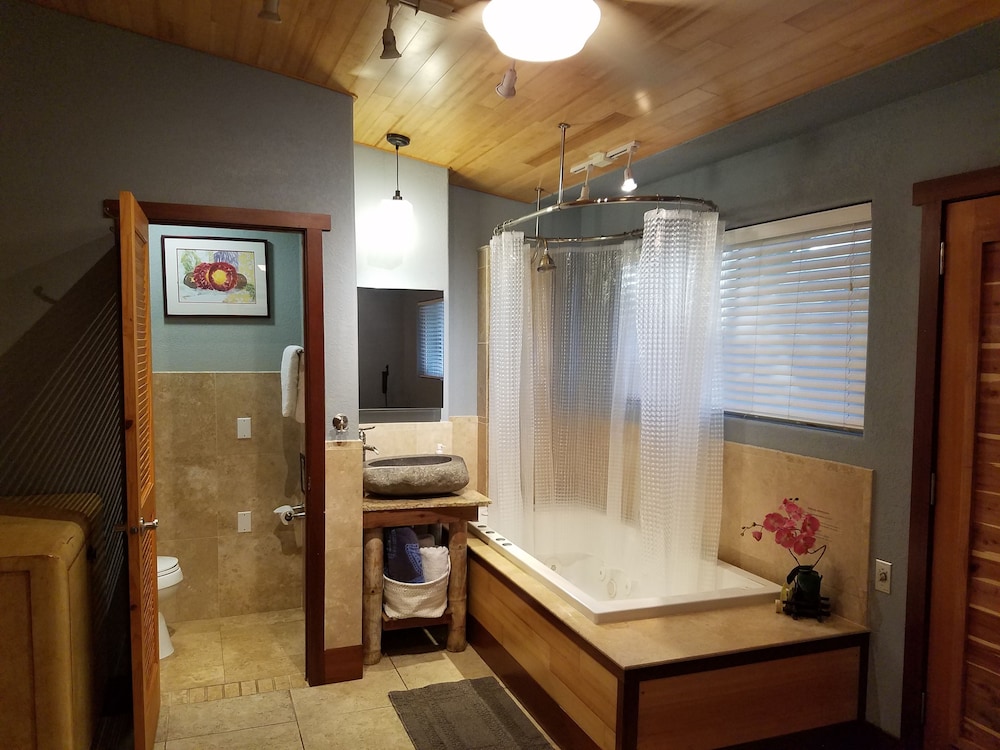 Tiki Moon Villas