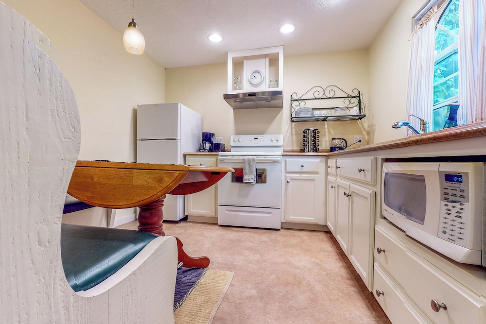Forbestown Retreat: Easy Access to Clear Lake