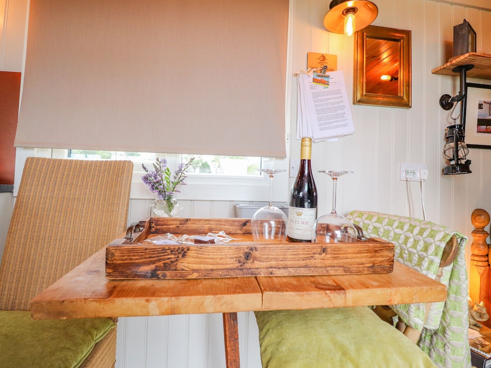 Heather Hut at Copy House Hideaway