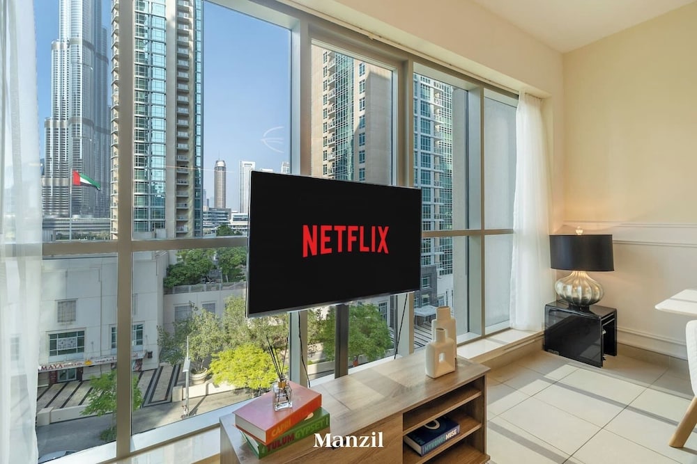 Stylish 2BR With Burj Khalifa View Near Dubai Mall