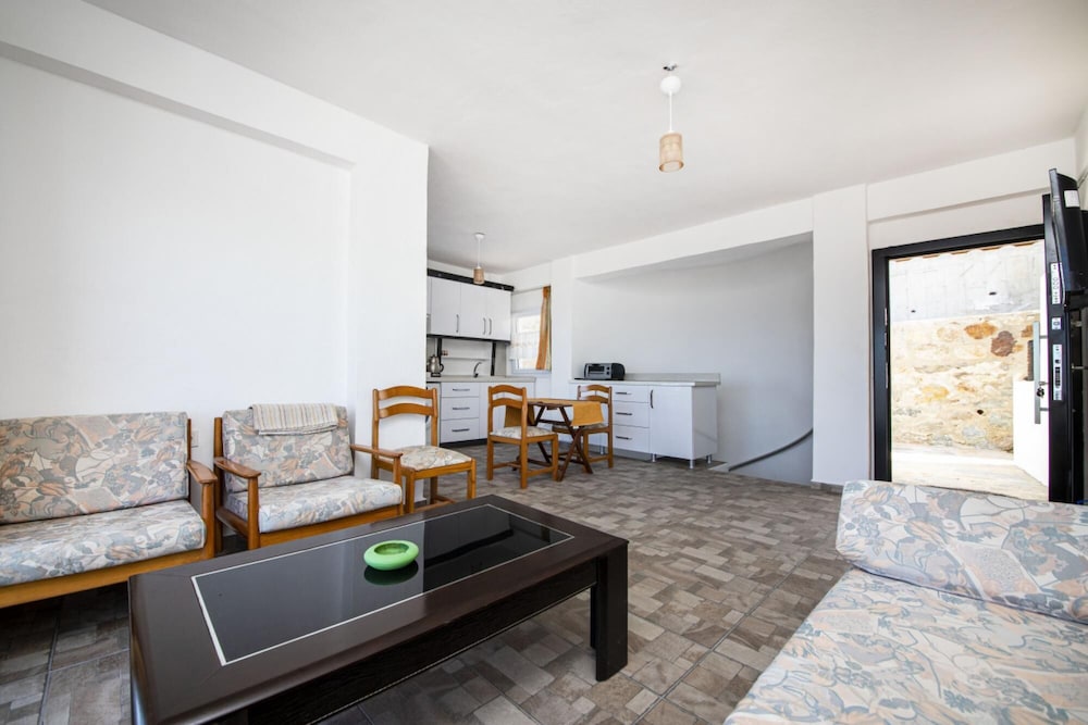 Peaceful House With Private Beach in Gumusluk view 4