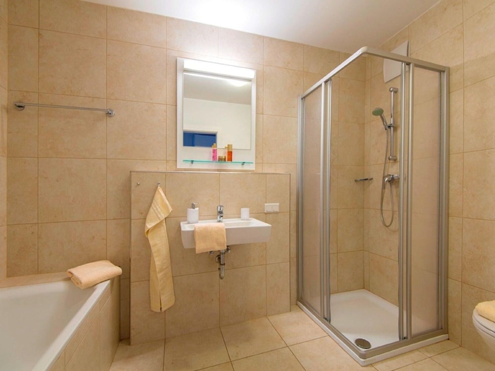 Penthouse in Bad Gastein Near Ski Lifts