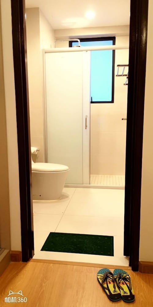 Favoured Seaview Suite