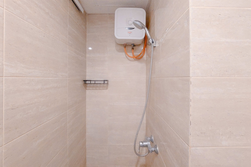 Modern Look Studio at Springwood Residence Tangerang Apartment