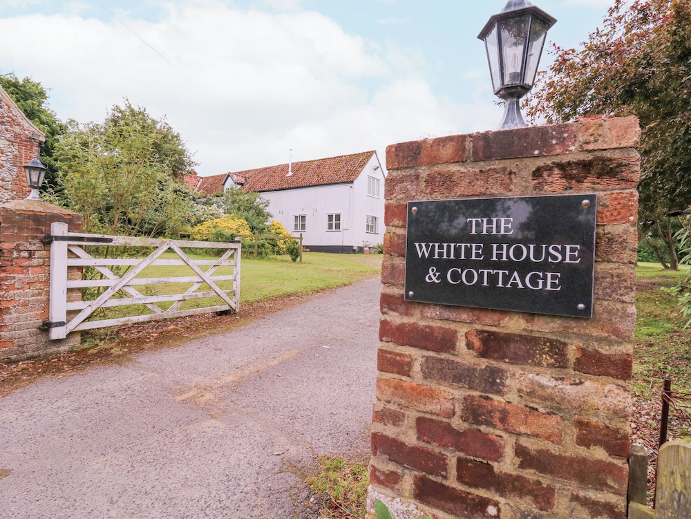 White House Cottage