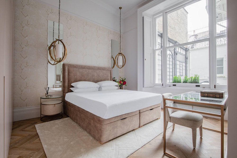 Elvaston Place III by Onefinestay