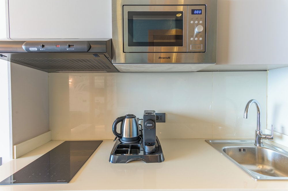 Jounieh Living - Residences by Local Host