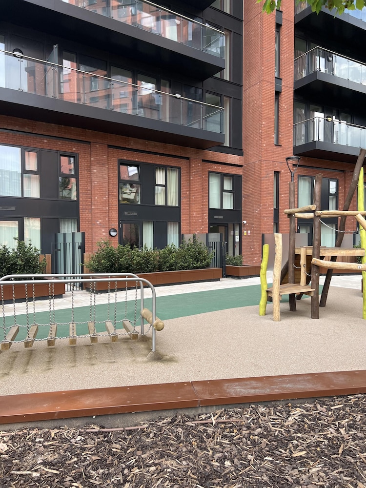 Mascutstay 2 Beds London City View