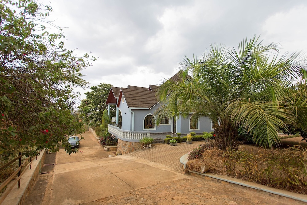 Eden Escape Villa