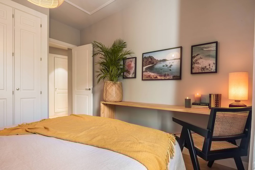 Pantai - 2 Bedroom in Almagro
