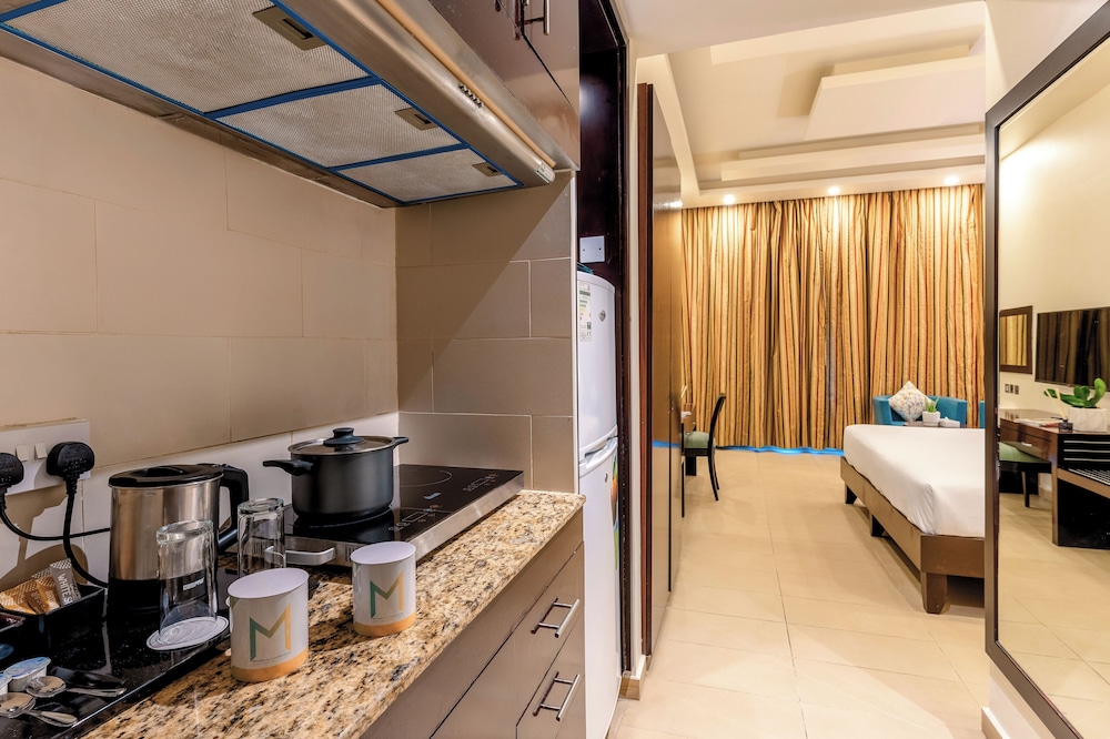Abu Dhabi Vacations - Metropolitan Al Mafraq Hotel - Property Image 11