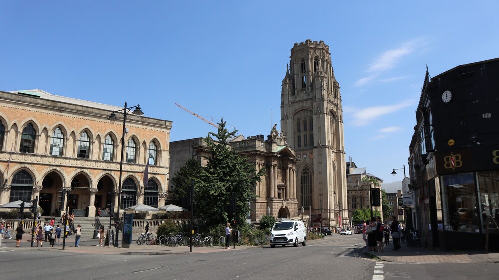 Photo 31