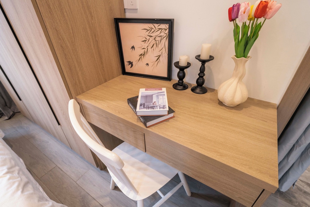 Book and Bed-QuYang Road