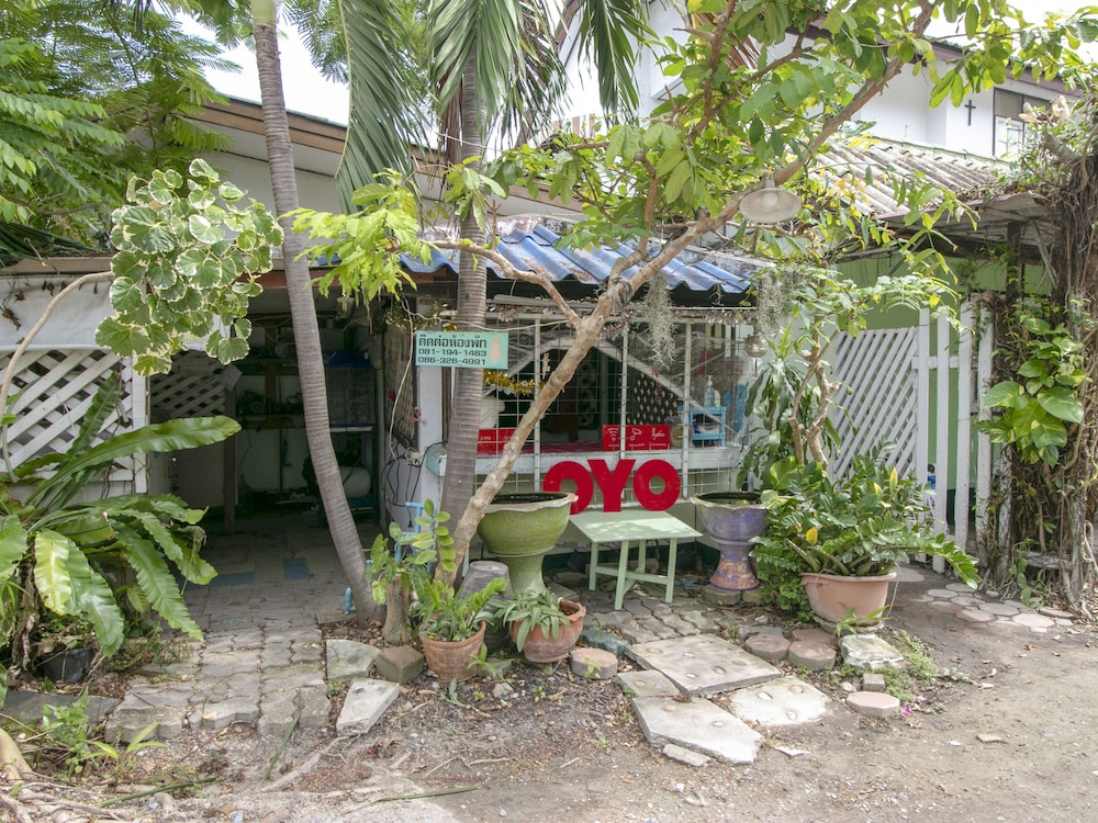 OYO 1095 Toto Beach Hua Hin