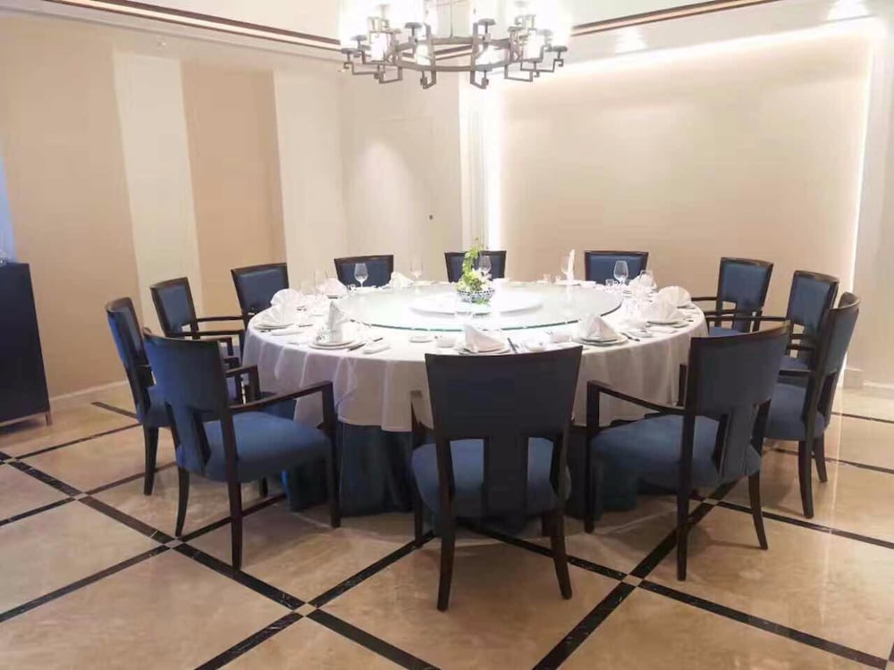 Jinan Luxury Blue Horizon Hotel