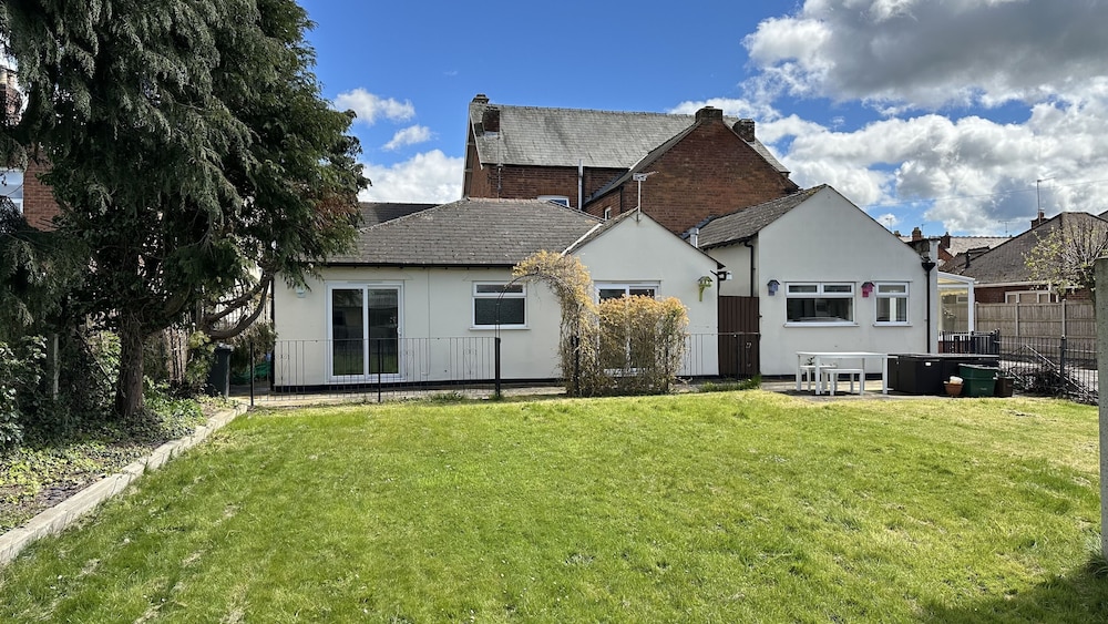 Elmbridge Road