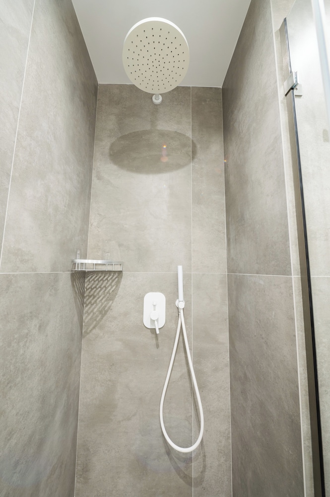 Cardamilia Suites