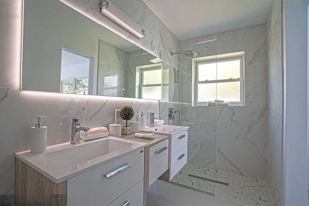 Chic 3BR 2BA Getaway With Private Pool Oasis